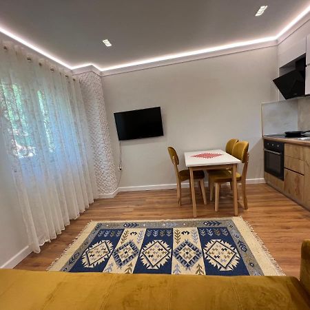 Chestnut Yard Villa 티라나 외부 사진