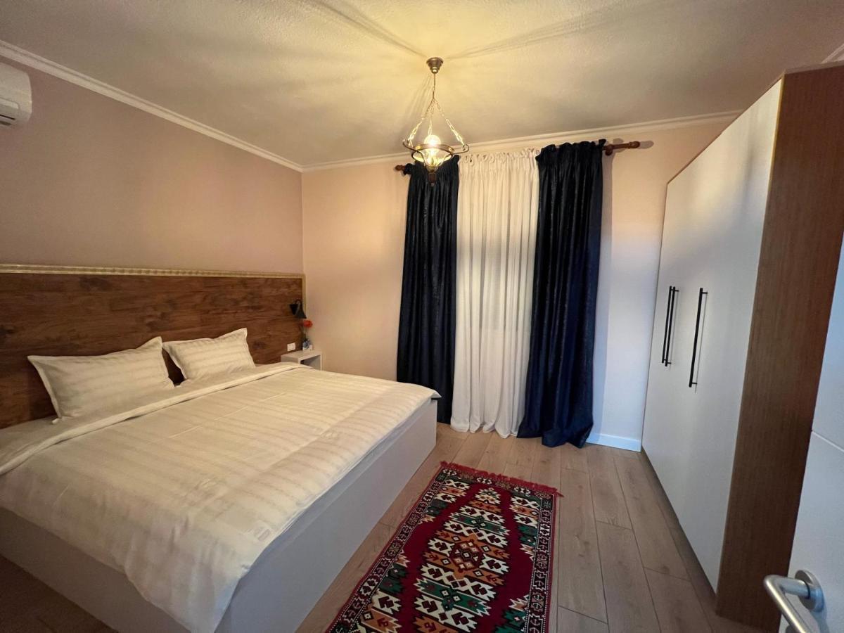 Chestnut Yard Villa 티라나 외부 사진