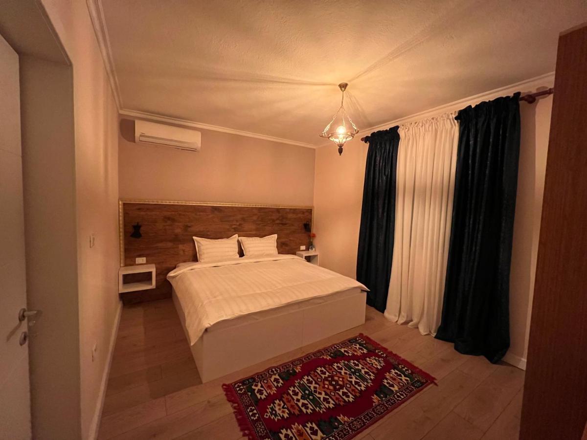 Chestnut Yard Villa 티라나 외부 사진