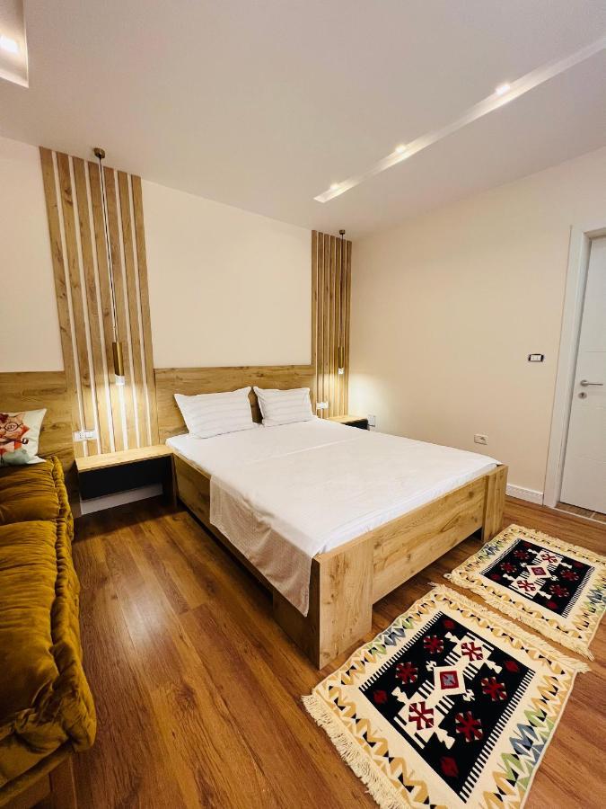 Chestnut Yard Villa 티라나 외부 사진