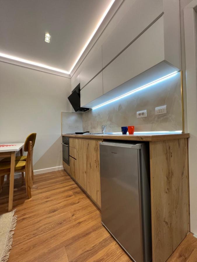 Chestnut Yard Villa 티라나 외부 사진